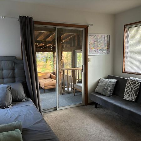 Ambiance - King Bed Cabin, Jetted-Tub & Fireplace Tobyhanna Eksteriør bilde
